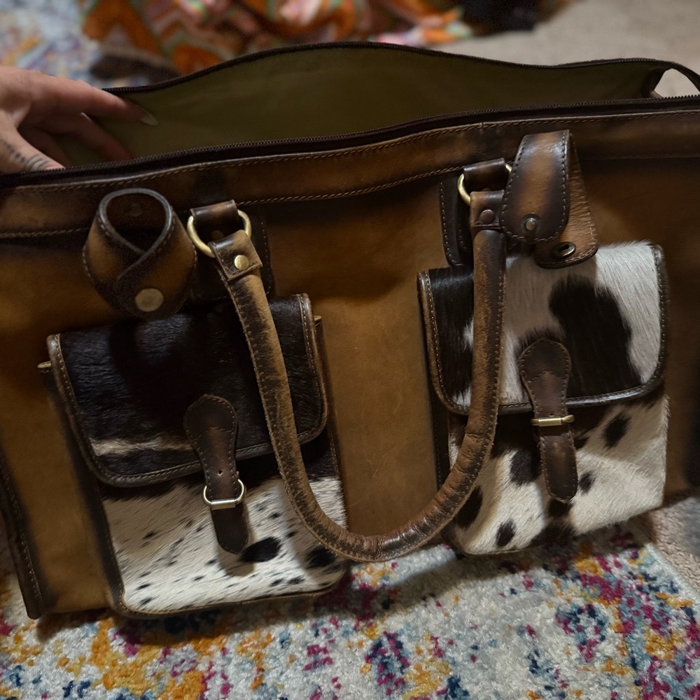 RARE- American Darling Brand—Brown &White Leather weekender XL cow hide/leather
